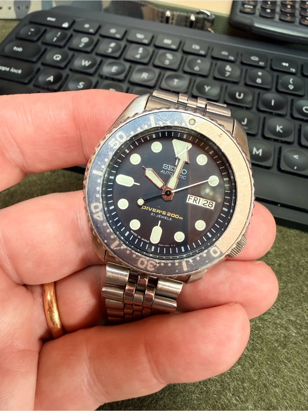 Seiko SKX 009 J Diver Watch — Black Dial with Silver Case, made in Japan